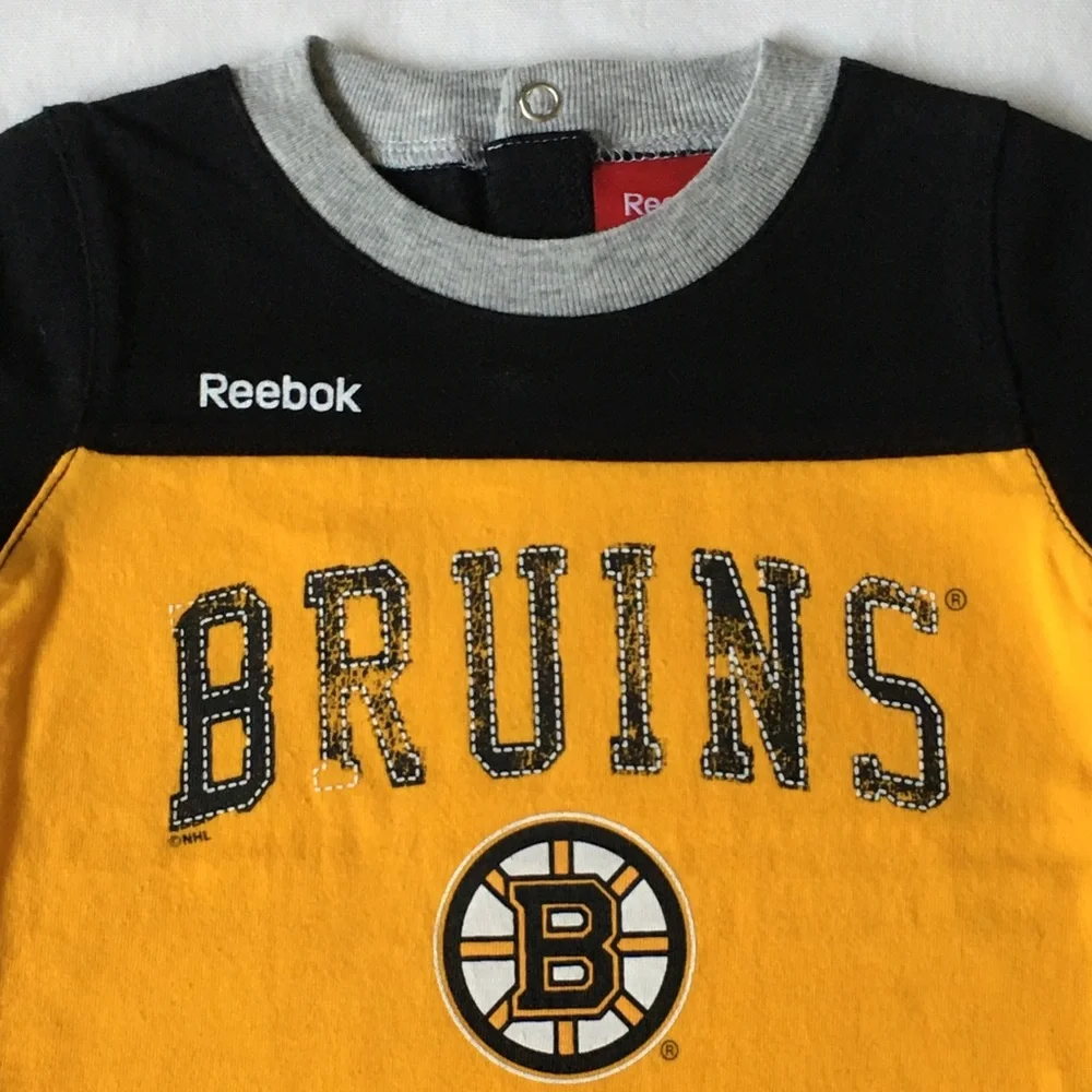 COPY - Bruins outfit 0 3 months NWT New hockey Boston